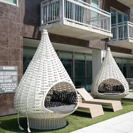 5 Min From Everything! Pool, Gym, Balcony Houston Exterior photo